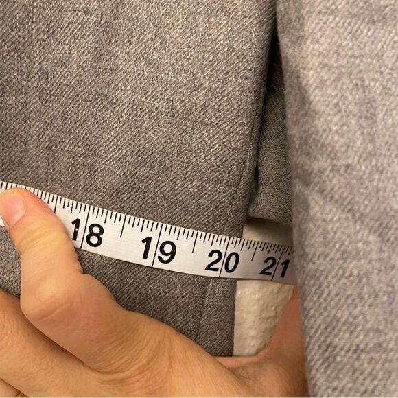 Lands End woman’s vintage 100% wool gray suit Buisness 2 button blazer jacket-12 - Picture 10 of 10